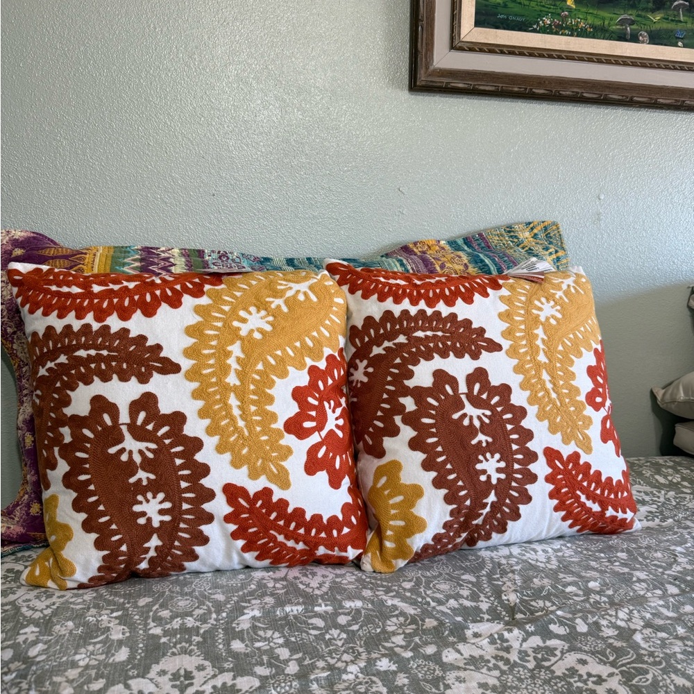 NWT Ashland Paisley Accent Boho Pillows - Set of 2 17” X 17”